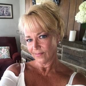 Meet your Posher, Carol